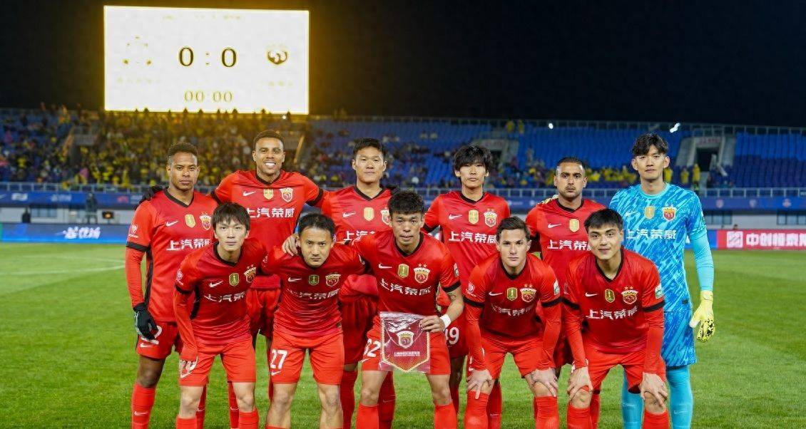 包含精彩纷呈，亚洲足球比赛热闹登场的词条